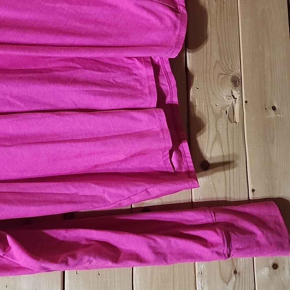 Beyond Yoga Shirt Size Small Hot Pink - Picture 3 of 8